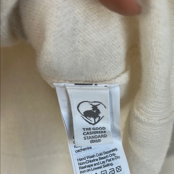 J Crew Cashmere Relaxed Crewneck Sweater - Cream | XXS - Picture 7 of 7